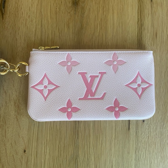 NWT LOUIS VUITTON BY THE POOL TRIO POUCH - Picture 5 of 8